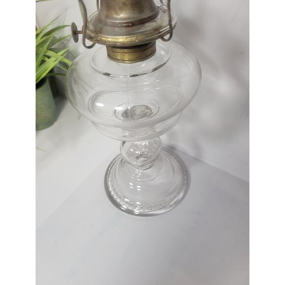 Vintage Oil Lamp, P & A Mfg Wick Chimney Hurricane Lantern - Picture 8 of 8